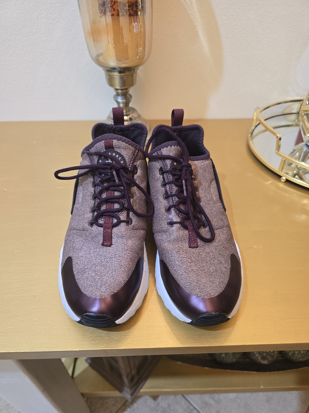 Nike Women’s Sneakers in Plum and Burgundy